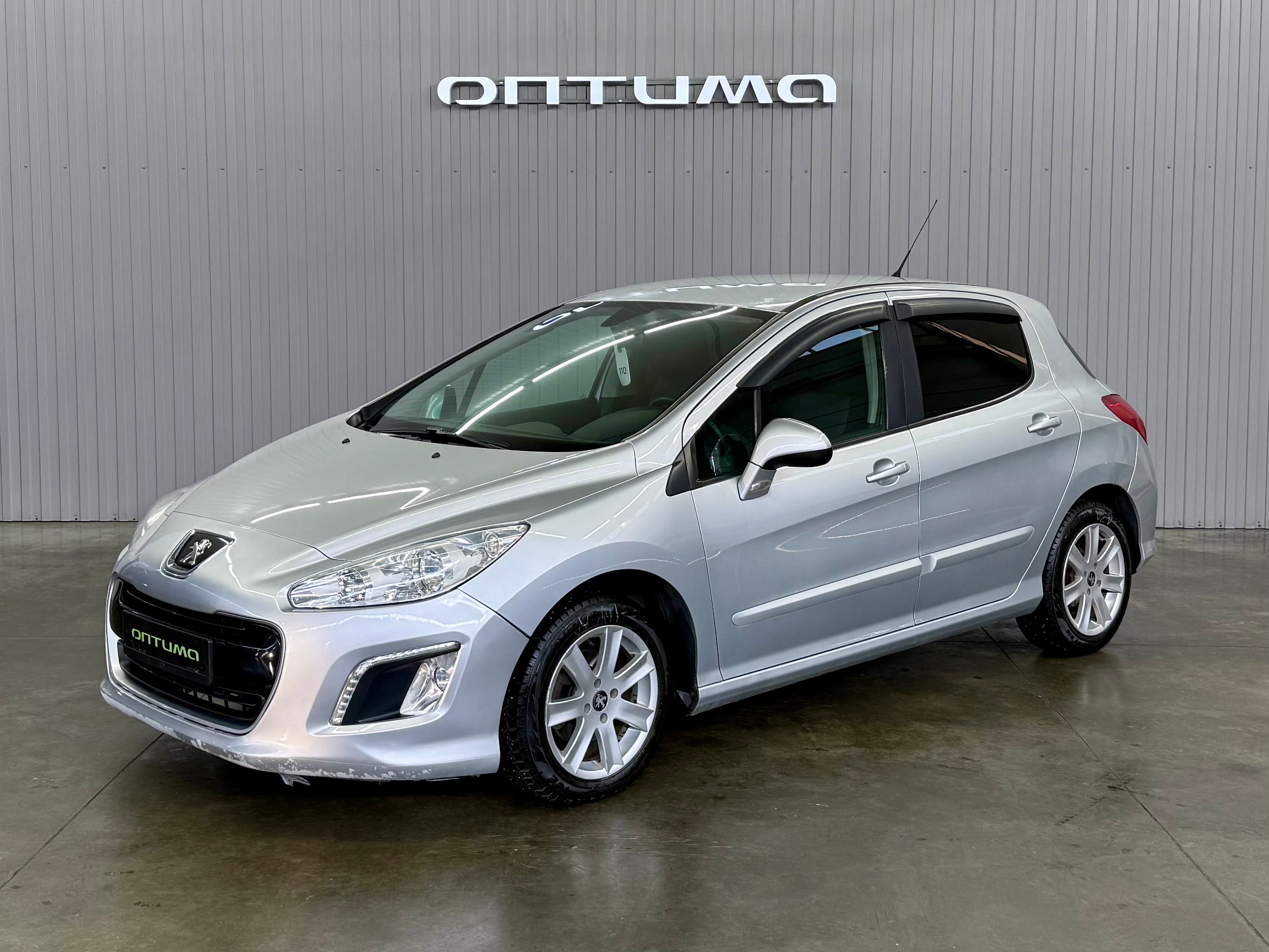 Фотография автомобиля Peugeot 308