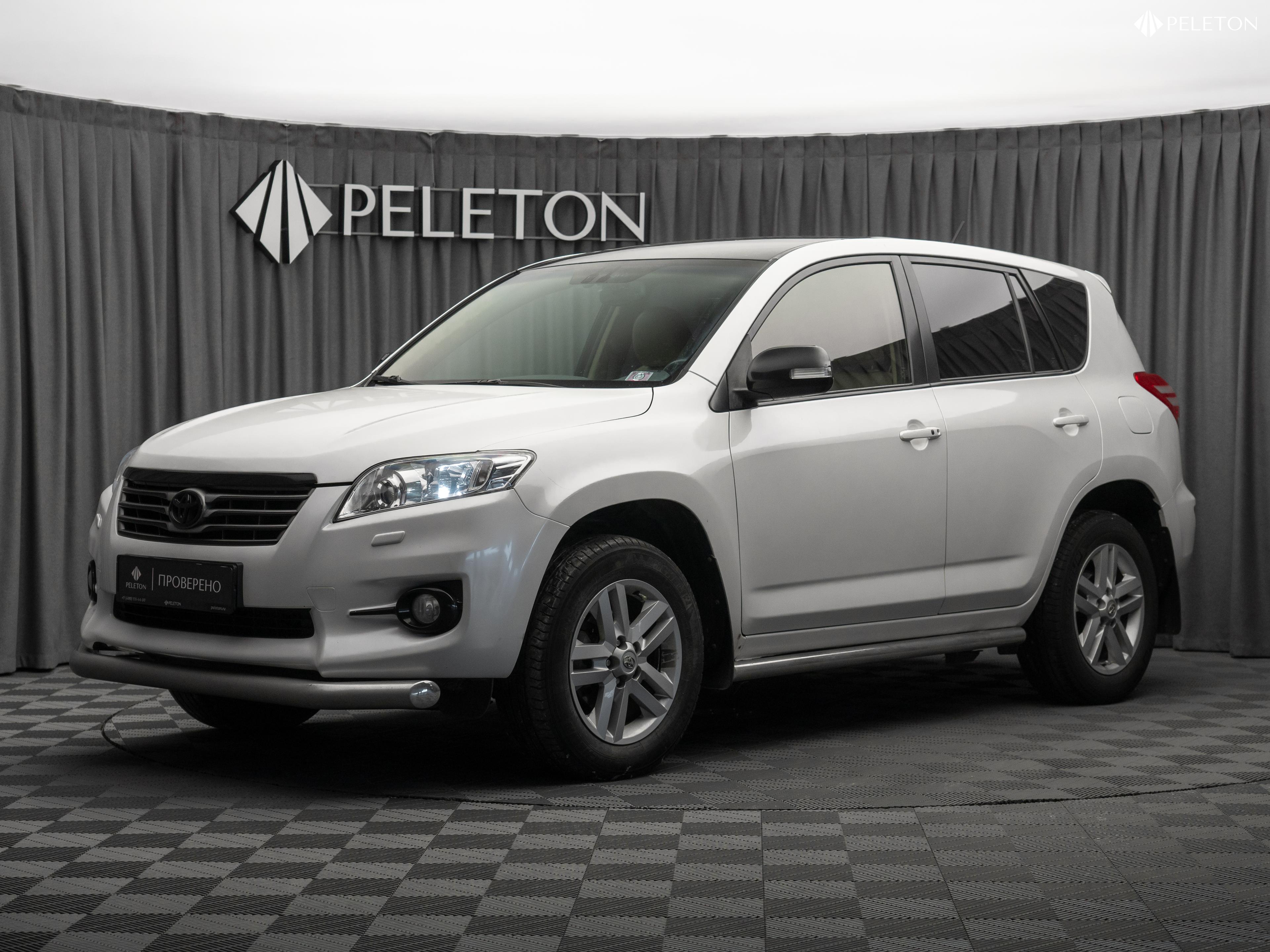 Фотография автомобиля Toyota RAV4