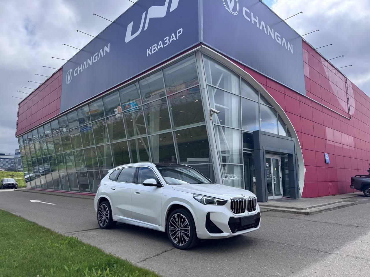 Фотография автомобиля BMW X1