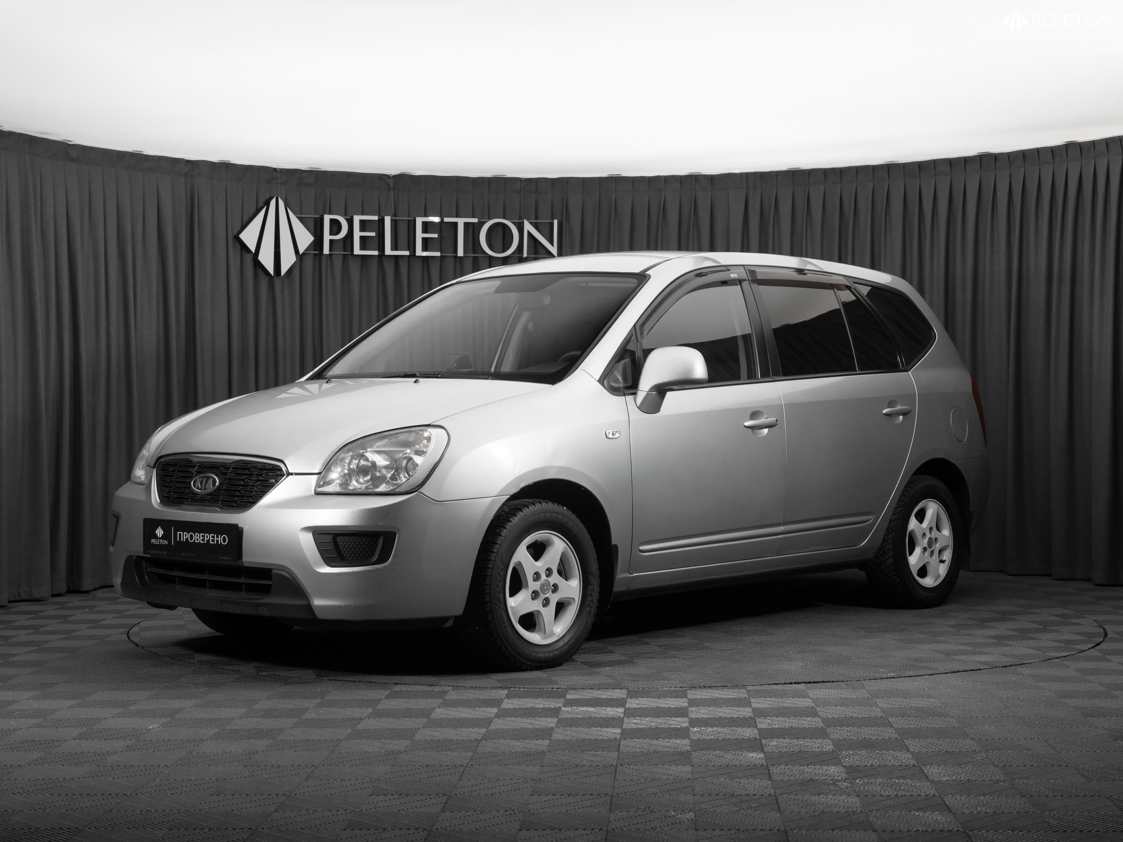 Фотография автомобиля Kia Carens