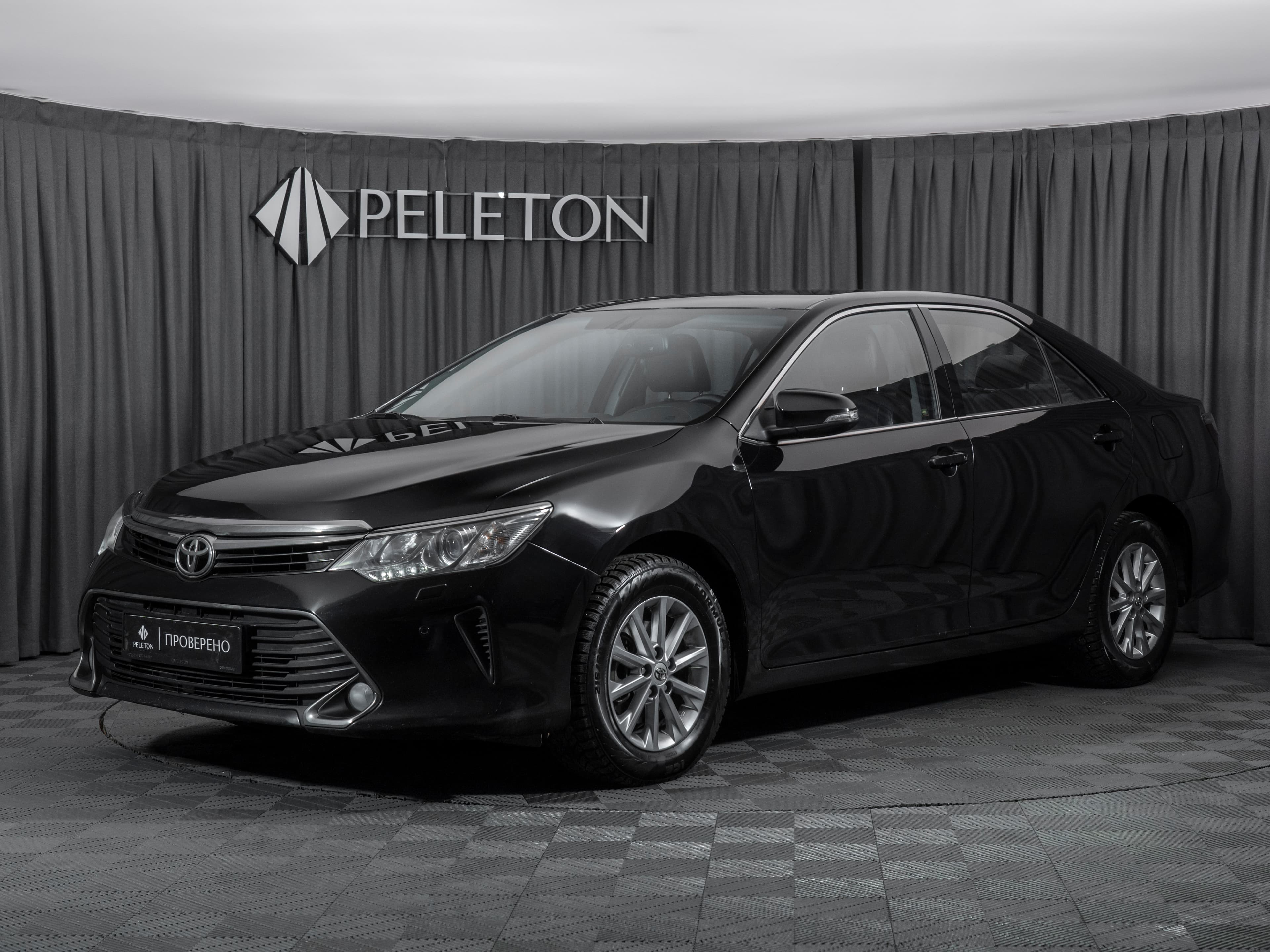 Фотография автомобиля Toyota Camry