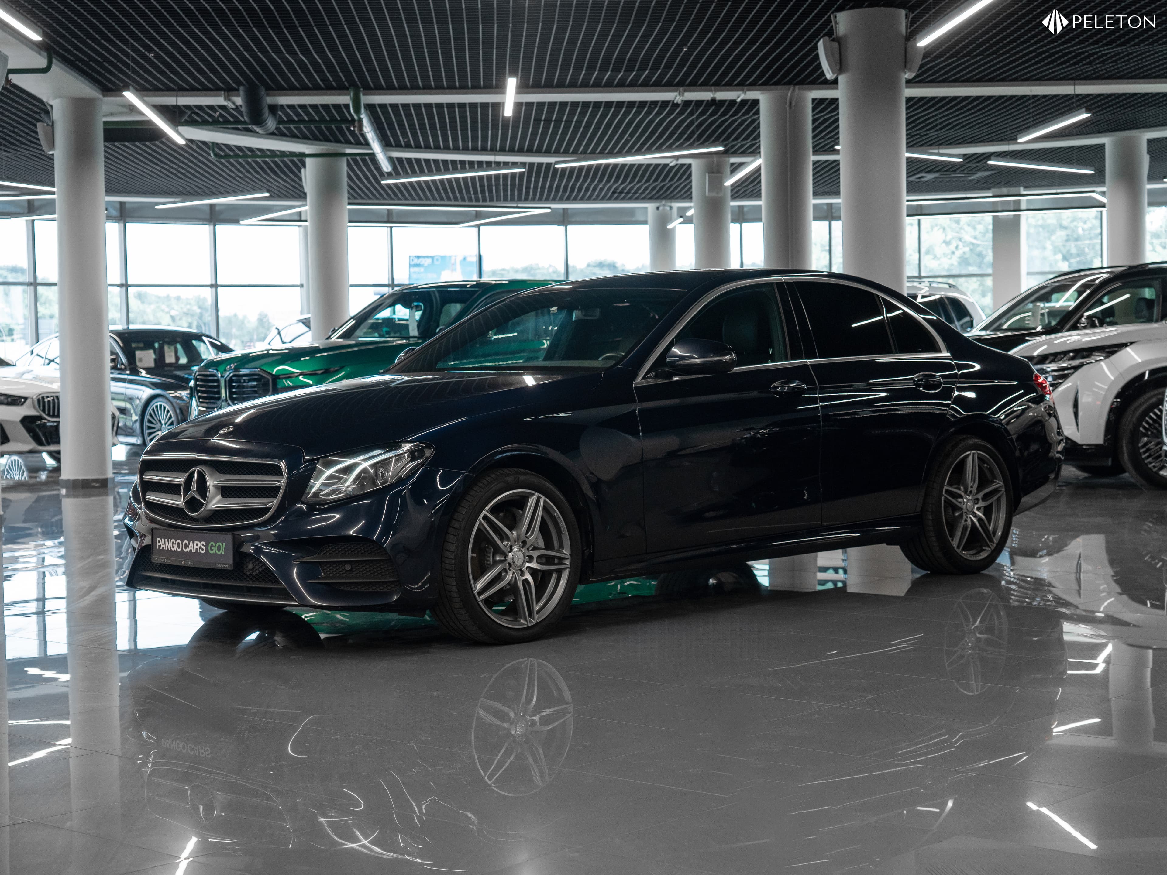 Фотография автомобиля Mercedes-Benz E-Класс