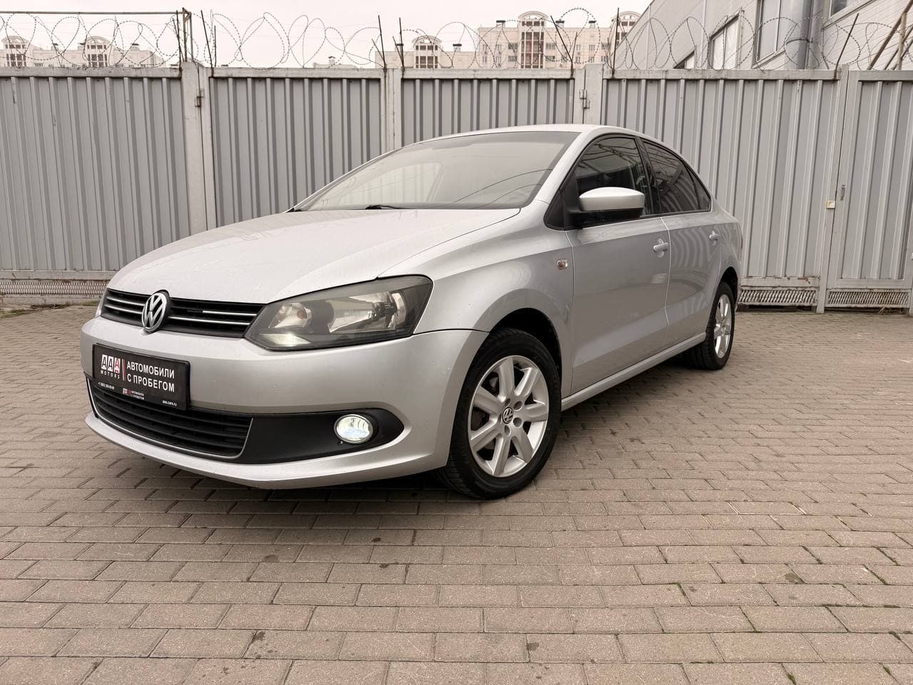 Фотография автомобиля Volkswagen Polo