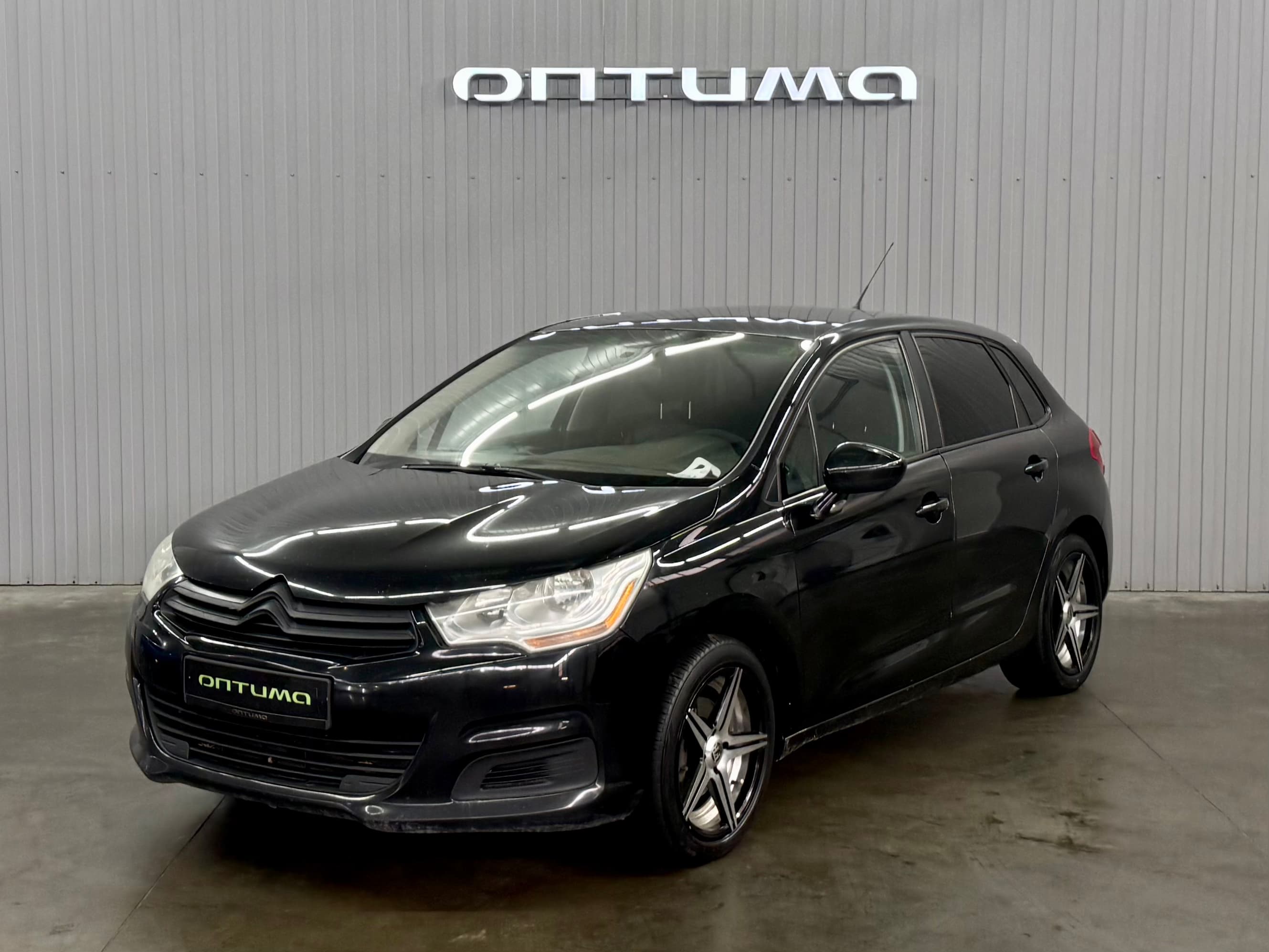 Фотография автомобиля Citroen C4