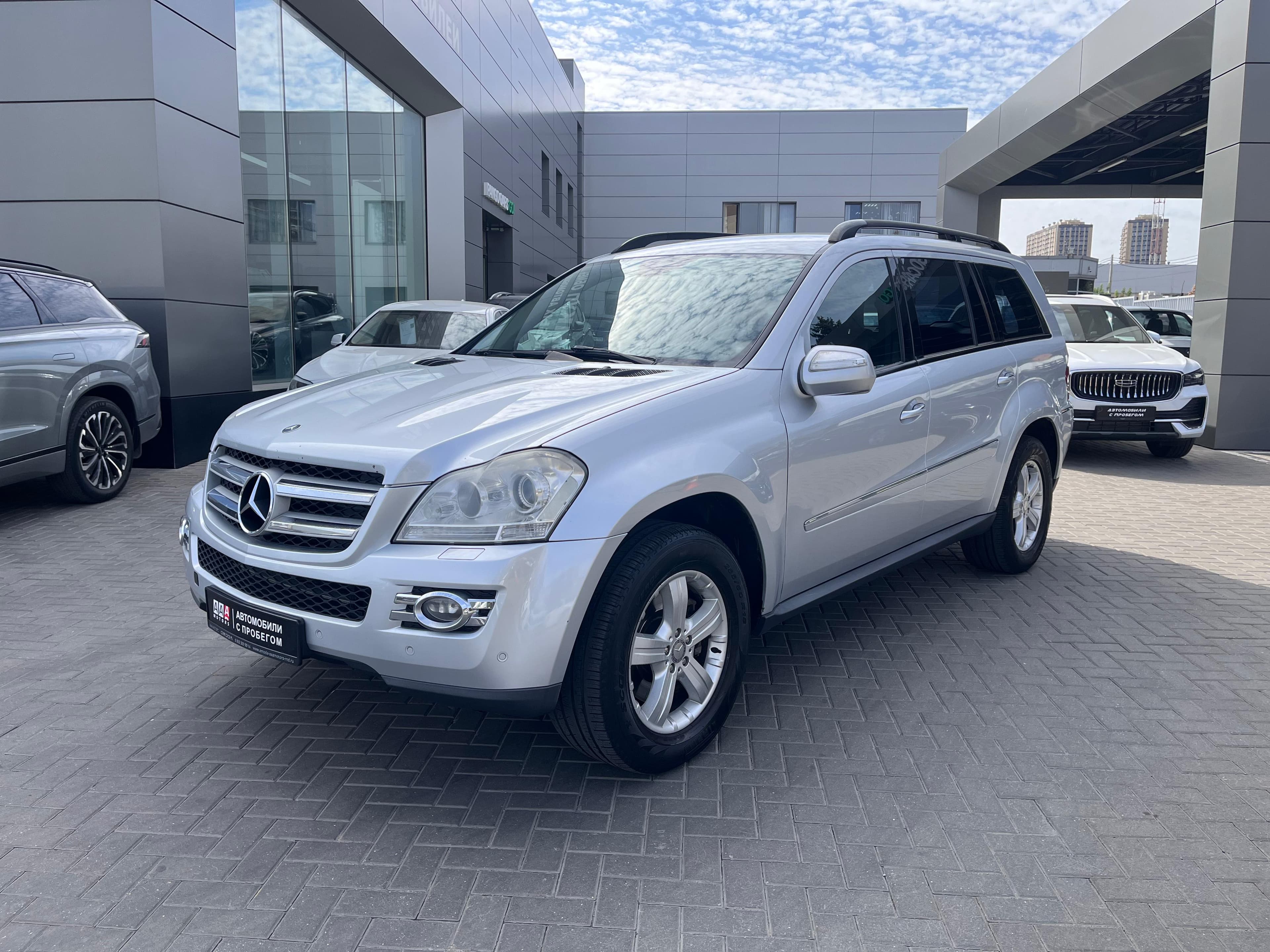 Фотография автомобиля Mercedes-Benz GL-Класс