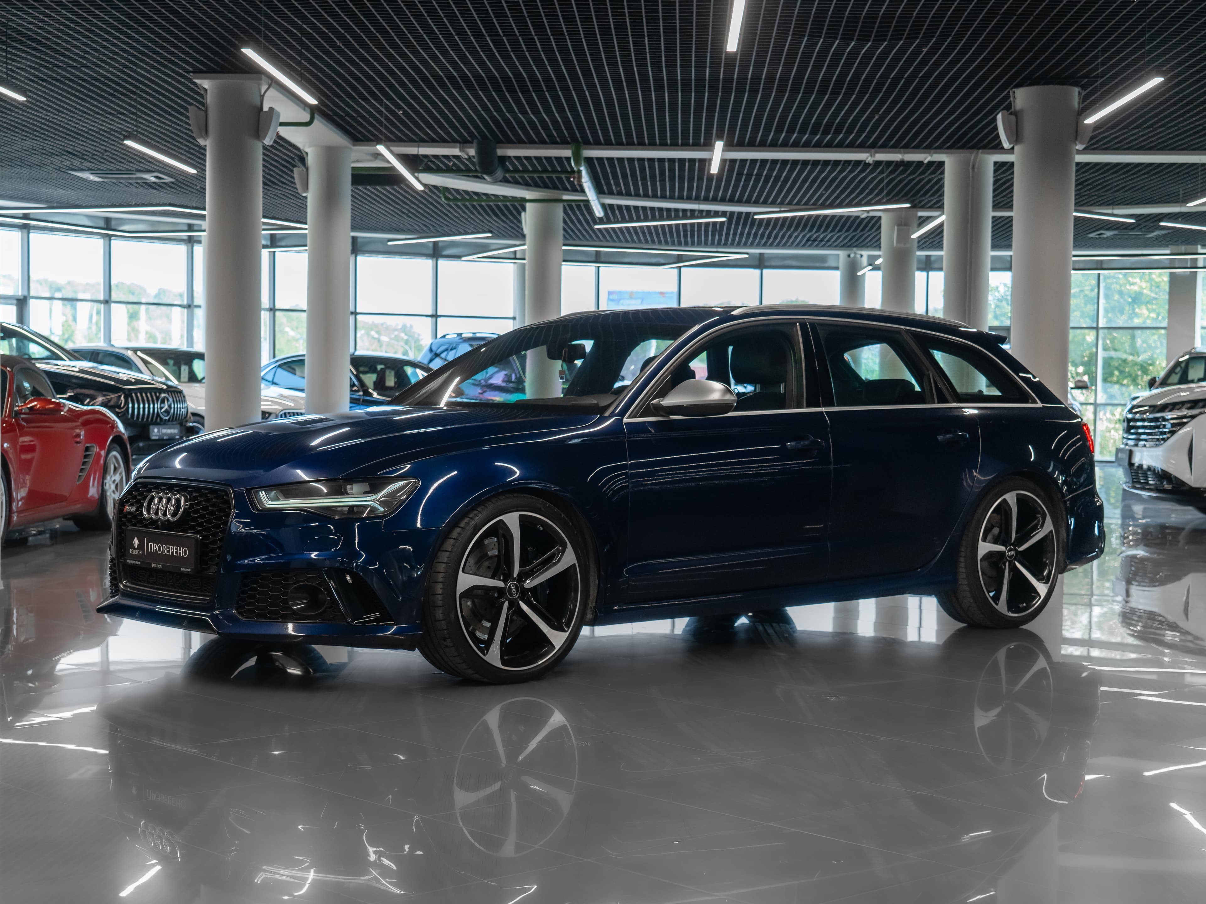 Фотография автомобиля Audi RS 6