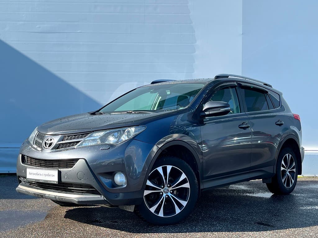 Фотография автомобиля Toyota RAV4