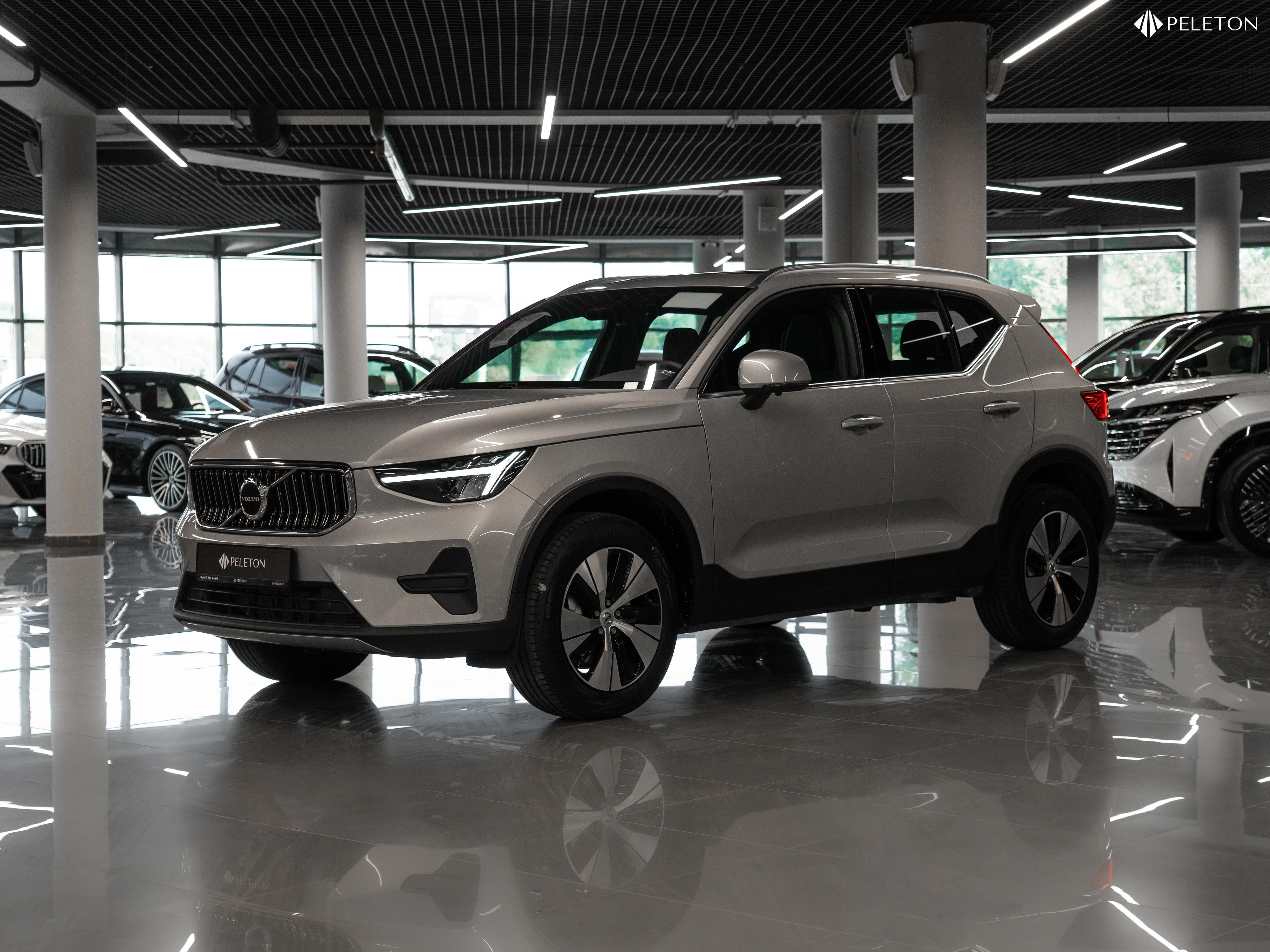 Фотография автомобиля Volvo XC40