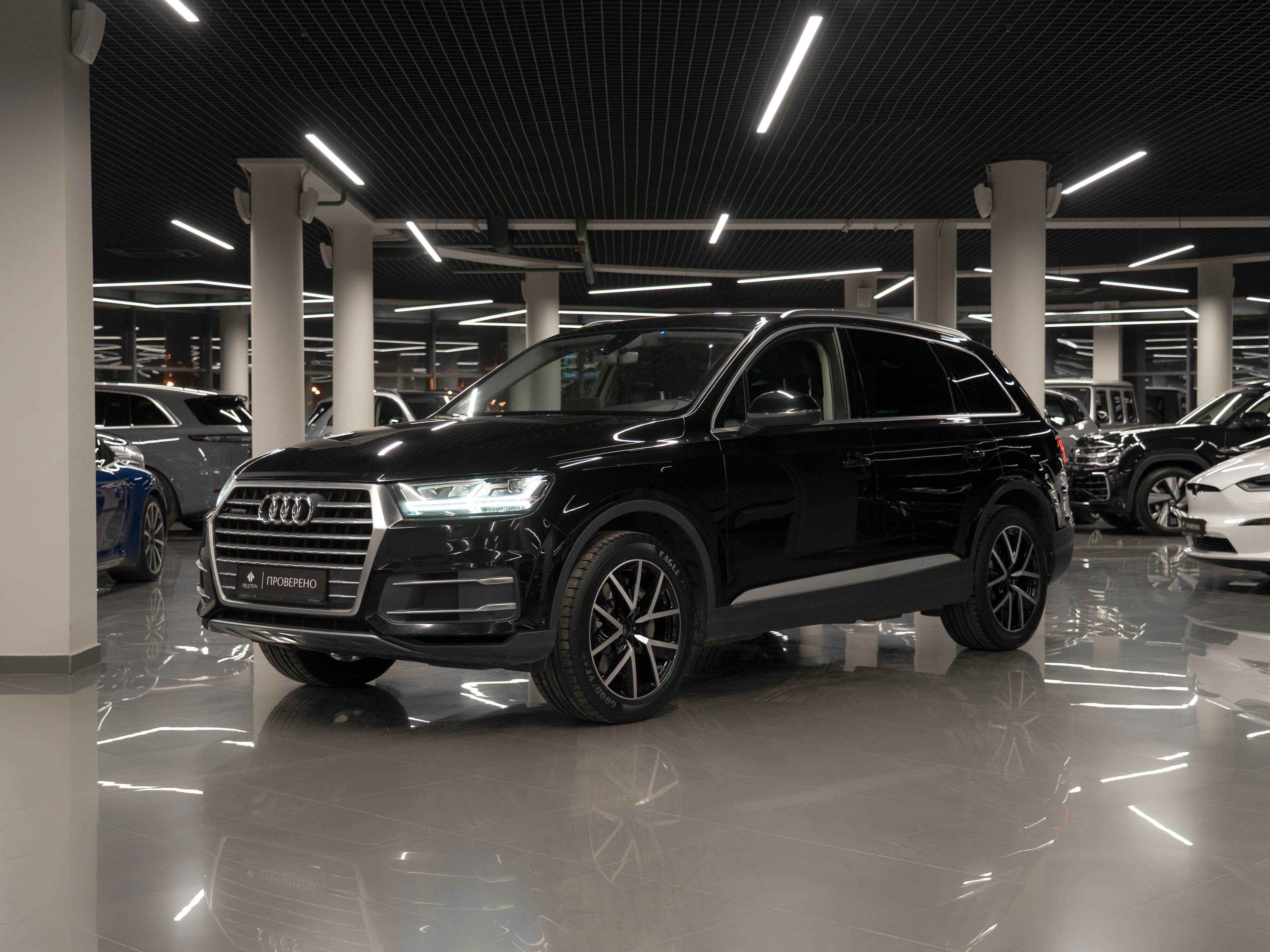 Фотография автомобиля Audi Q7
