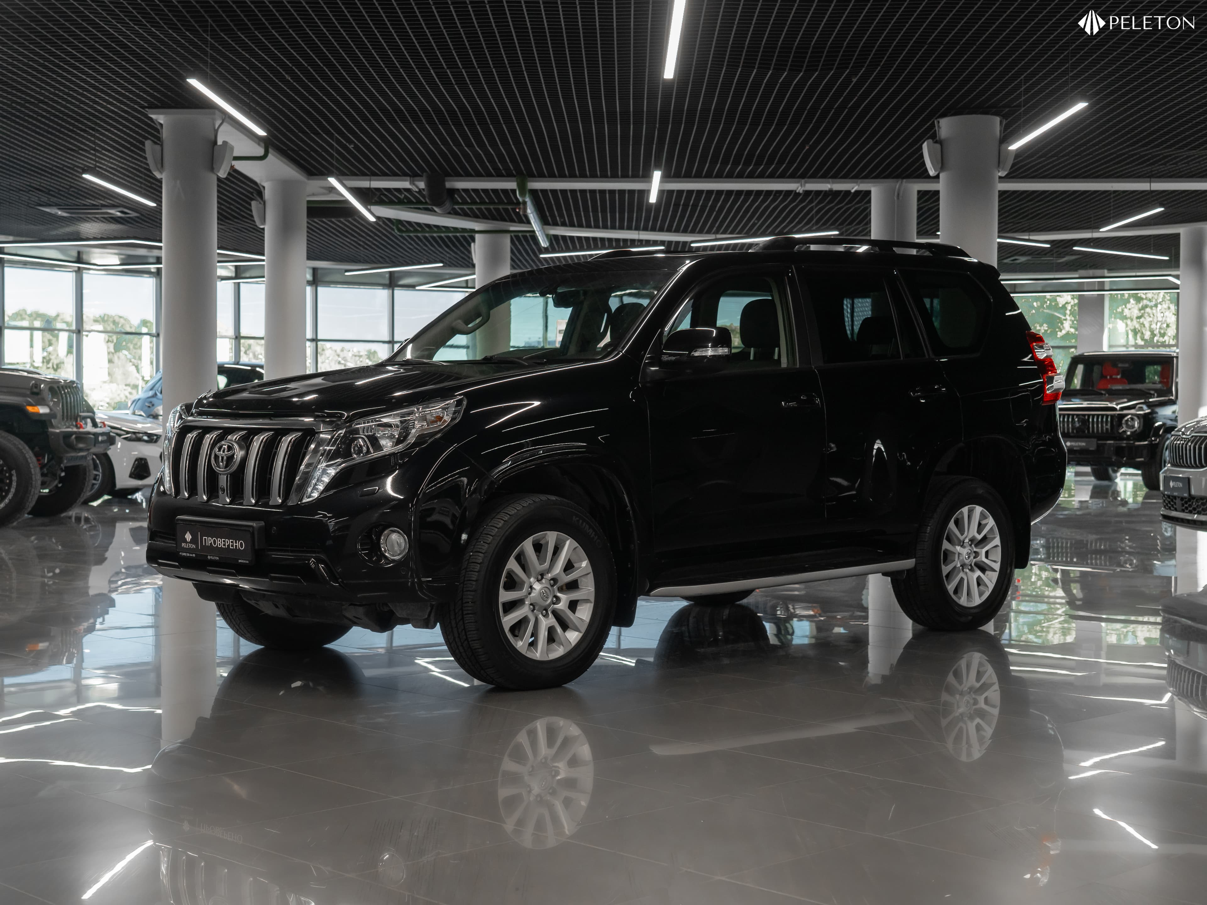 Фотография автомобиля Toyota Land Cruiser Prado