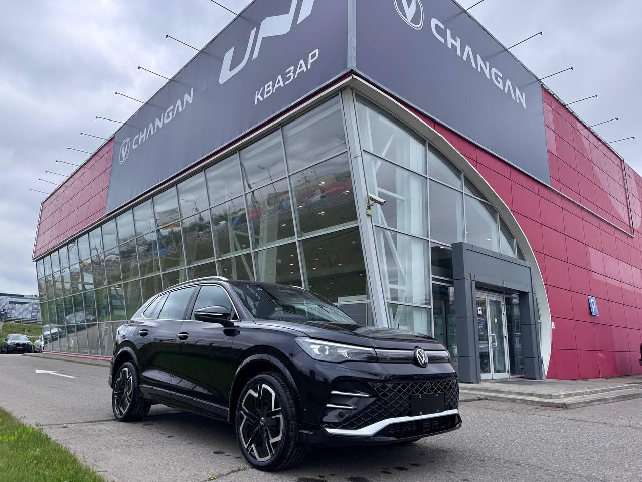 Фотография автомобиля Volkswagen Tiguan