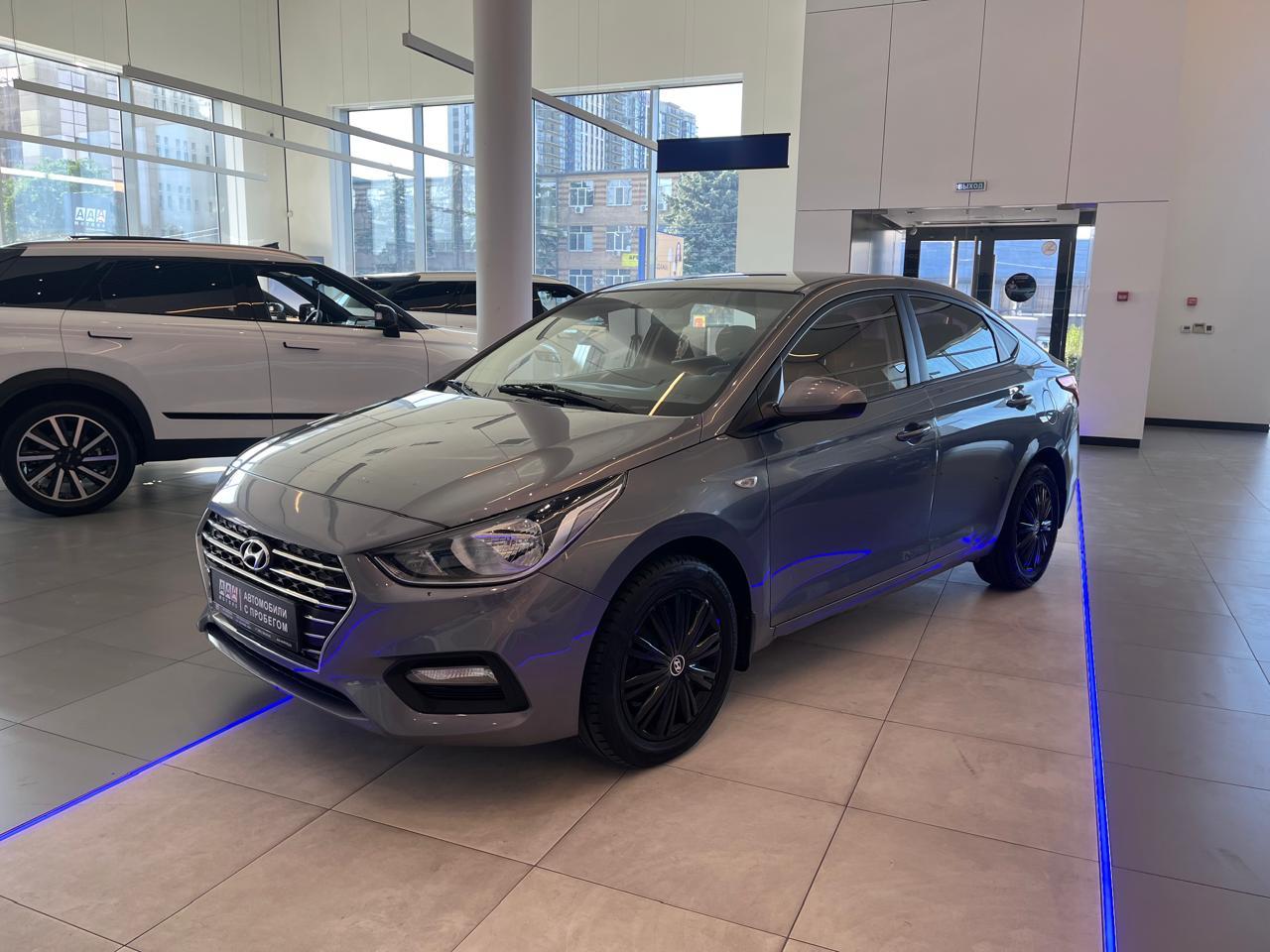 Фотография автомобиля Hyundai Solaris