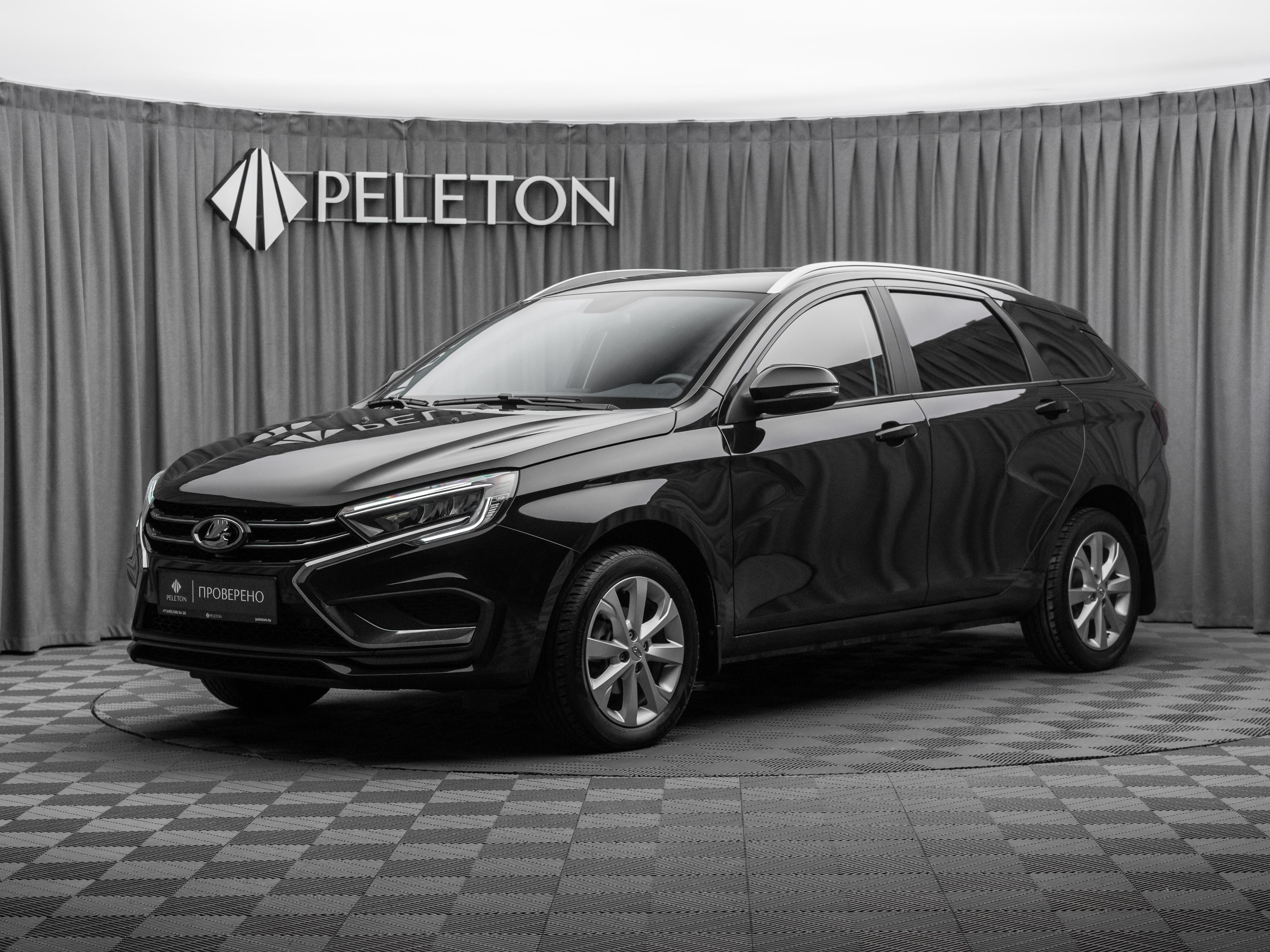 Фотография автомобиля Lada (ВАЗ) Vesta