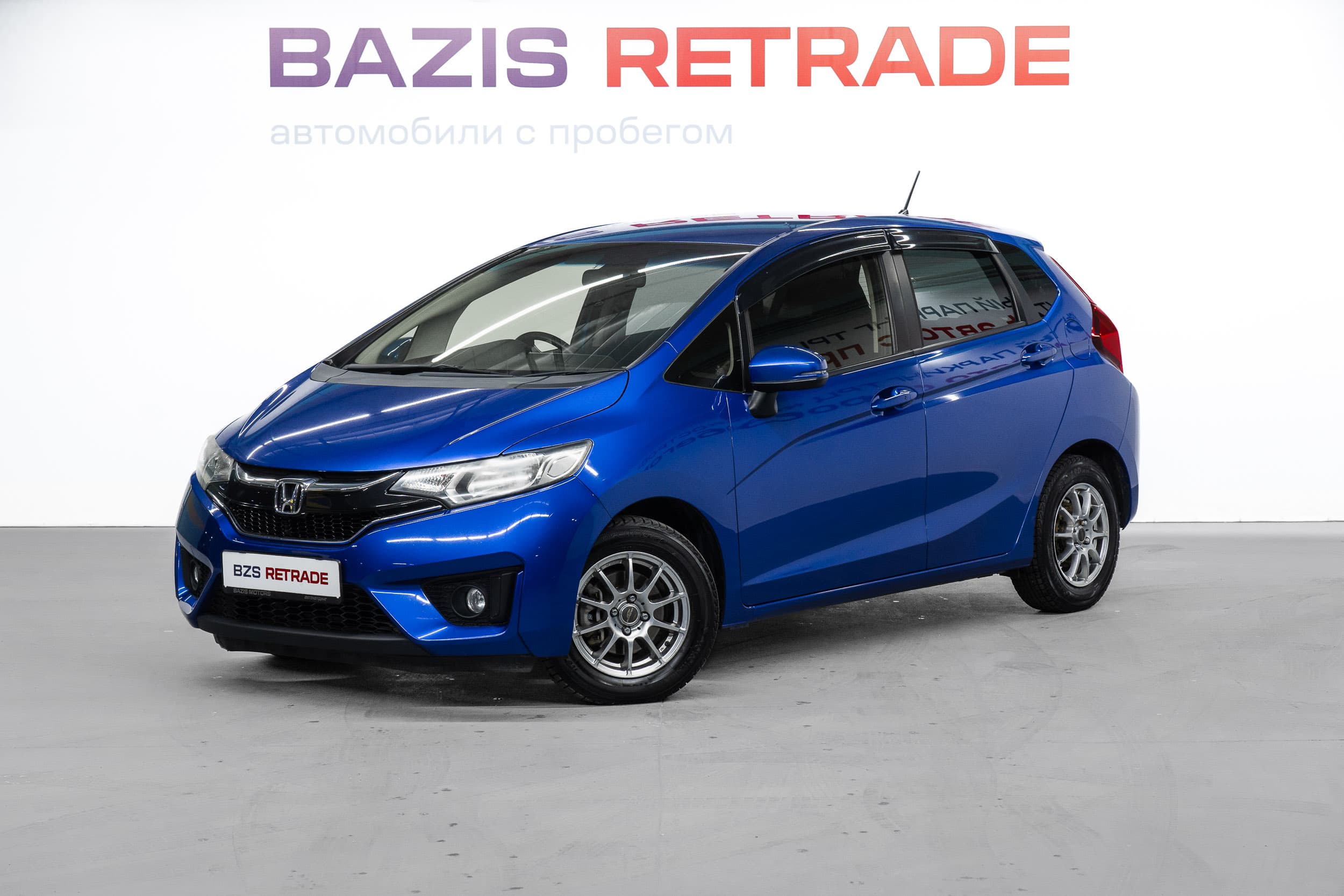 Фотография автомобиля Honda Fit