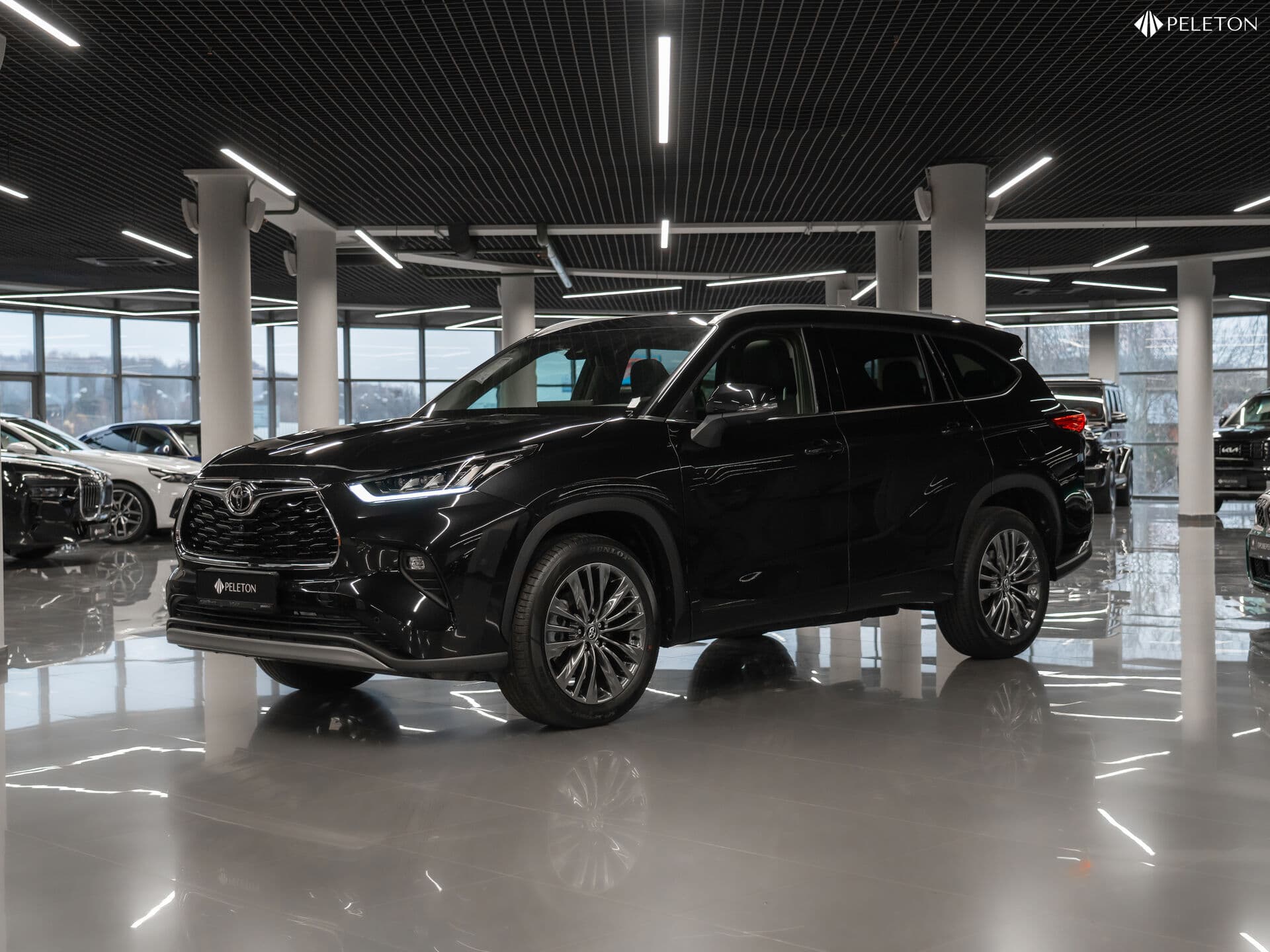 Фотография автомобиля Toyota Highlander