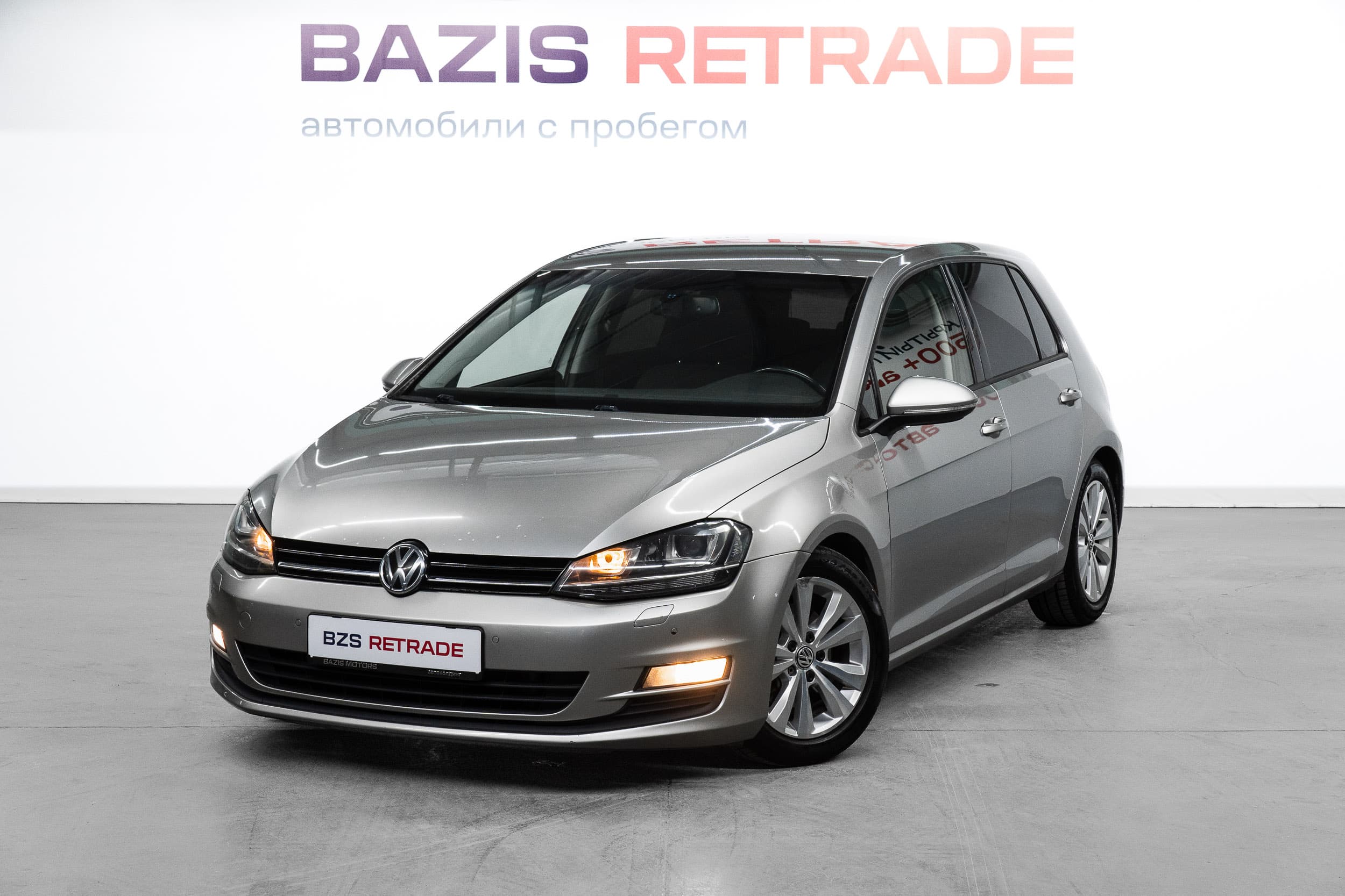 Фотография автомобиля Volkswagen Golf