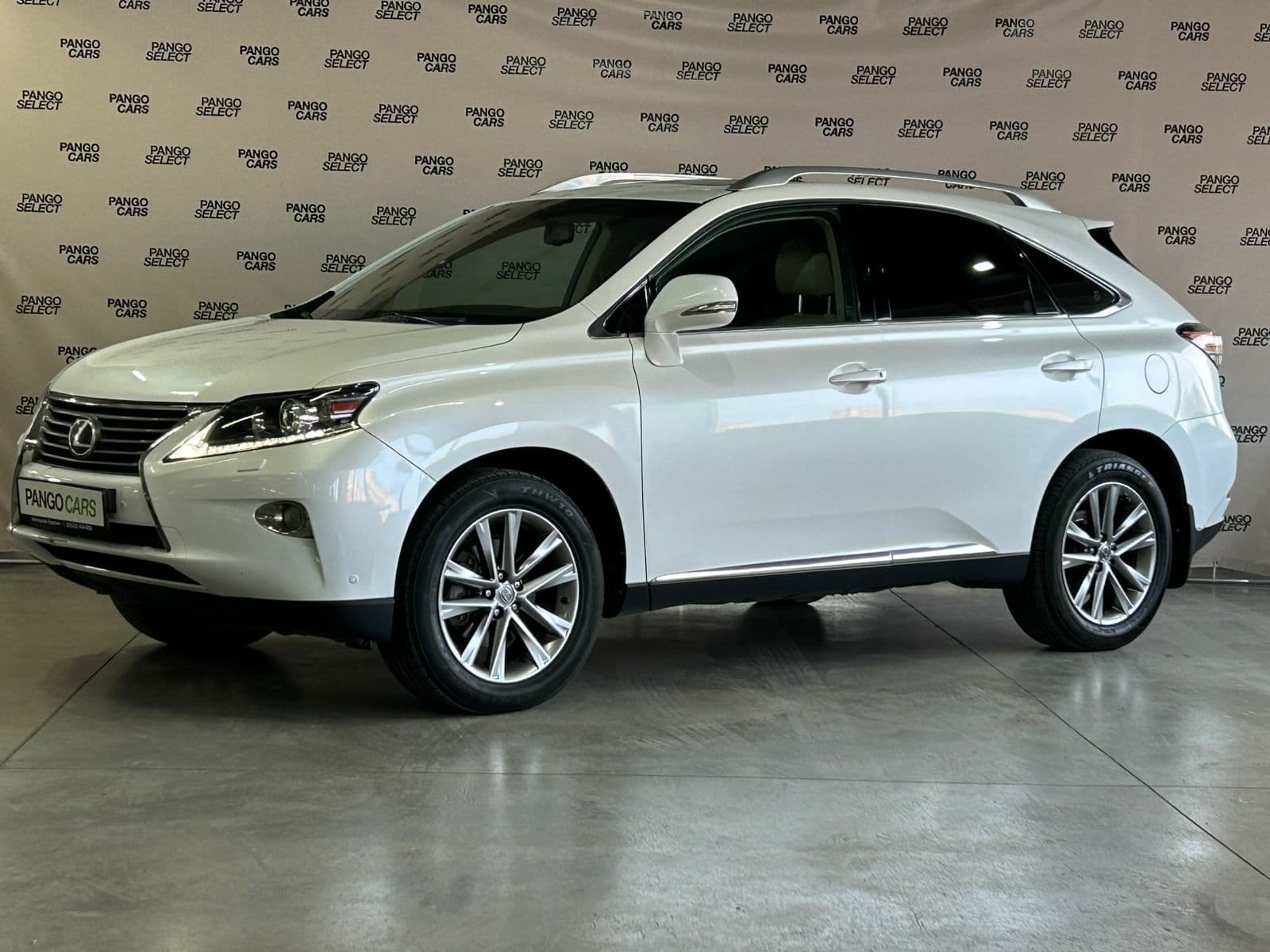 Фотография автомобиля Lexus RX